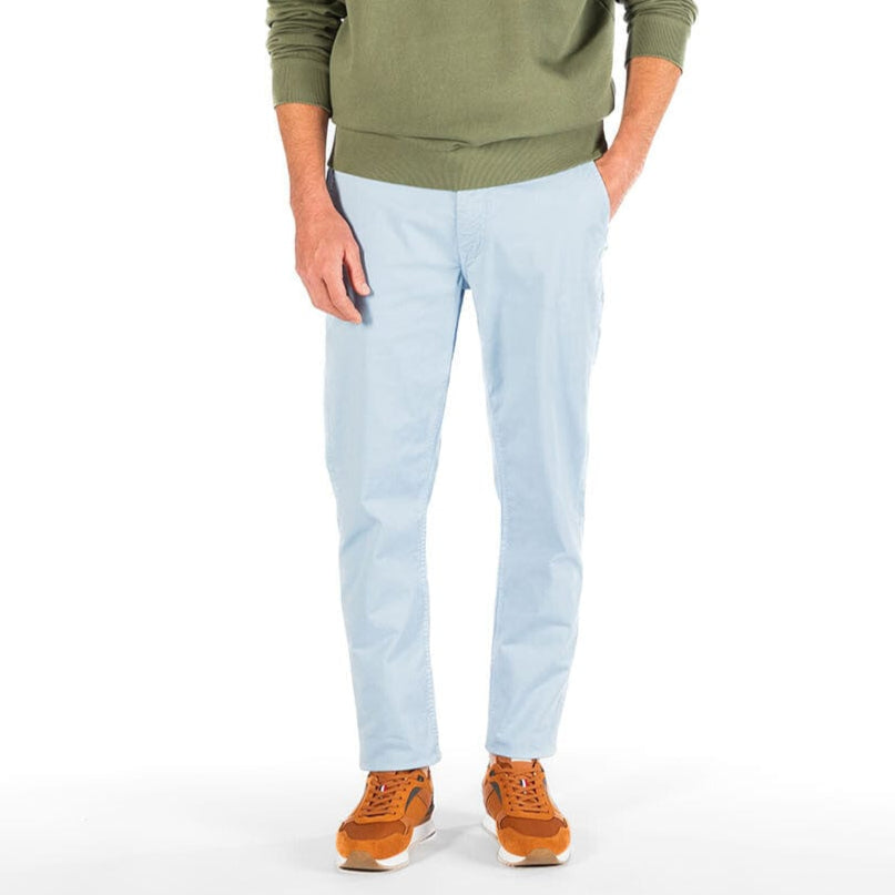 Chino 702 comfortabele pasvorm kristal